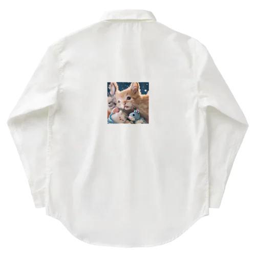 ぬいぐるみと猫ちゃんのショット ワークシャツ